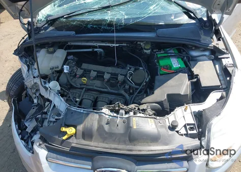 2014 Ford Focus Se из США, поврежденный, VIN 1FADP3F2XEL409139